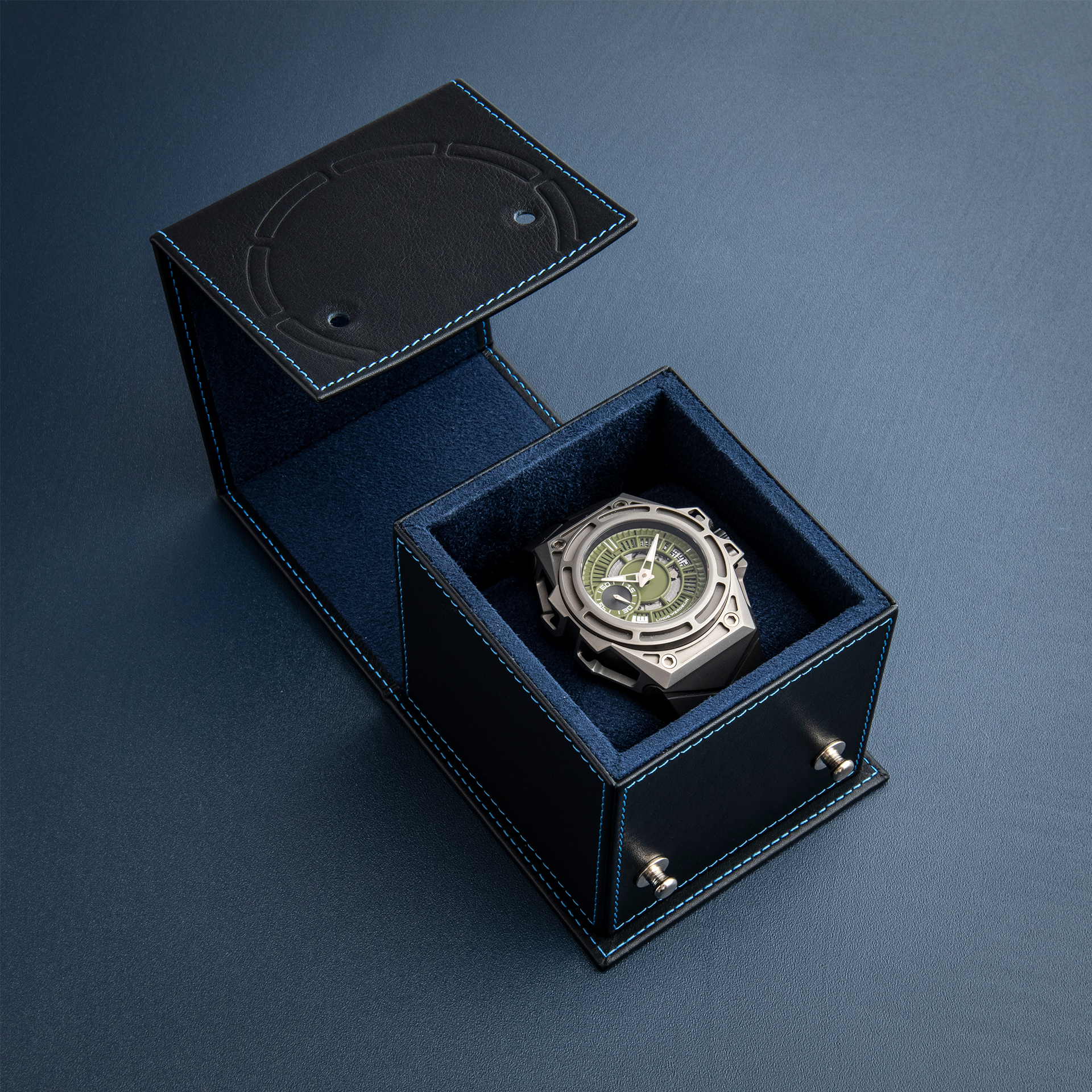 LW Travel Box Single 03