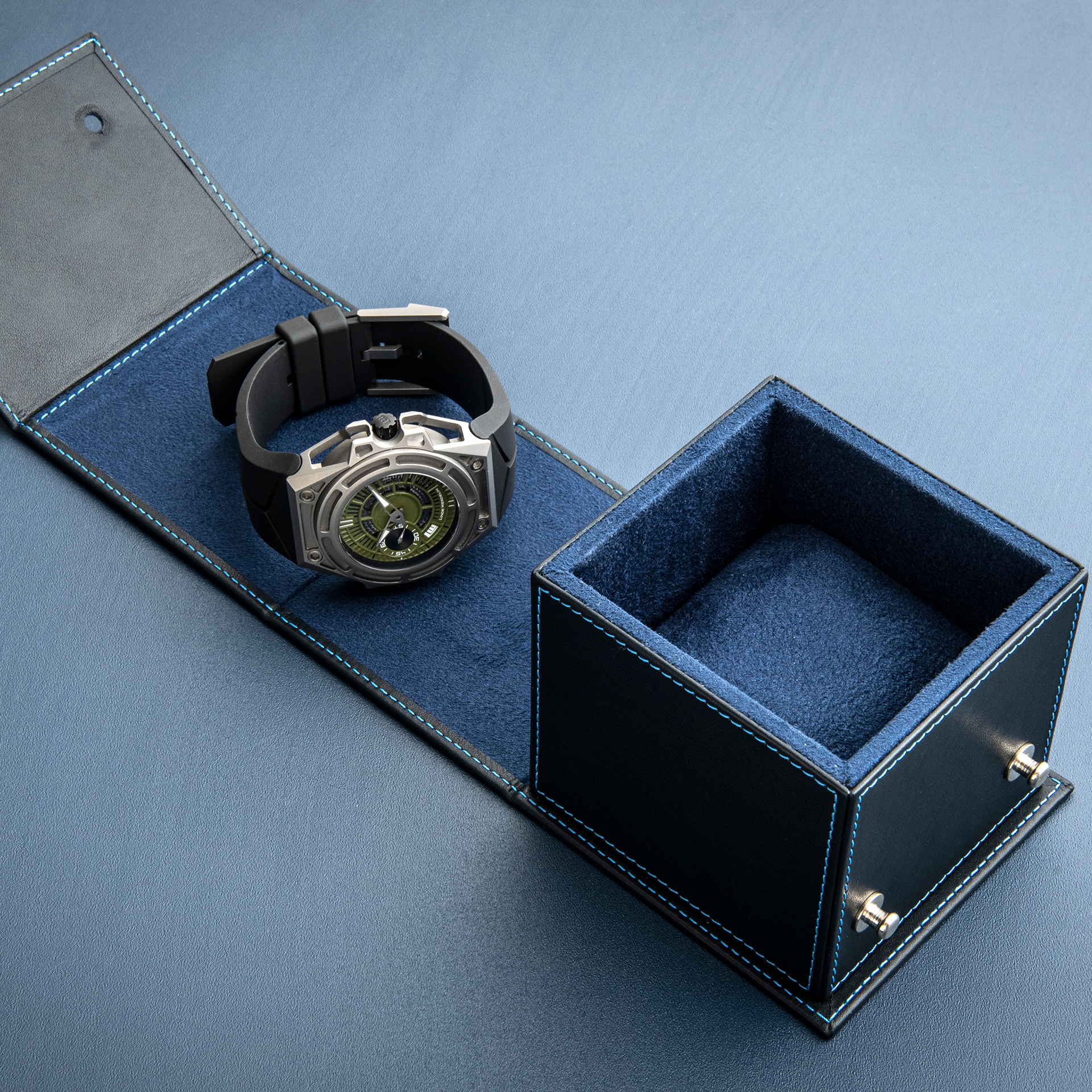 LW Travel Box Single 05